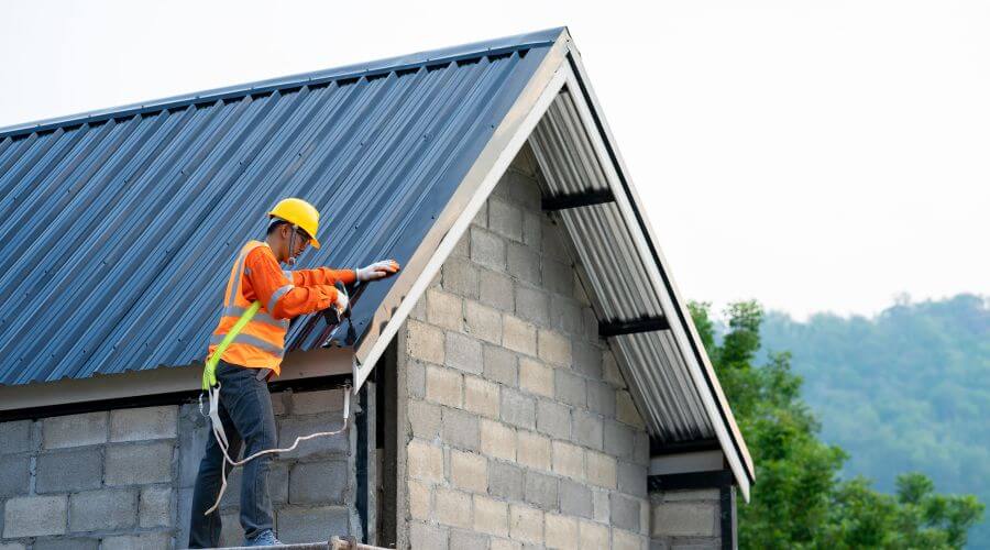 Professional gutter cleaning in Havelock, NC